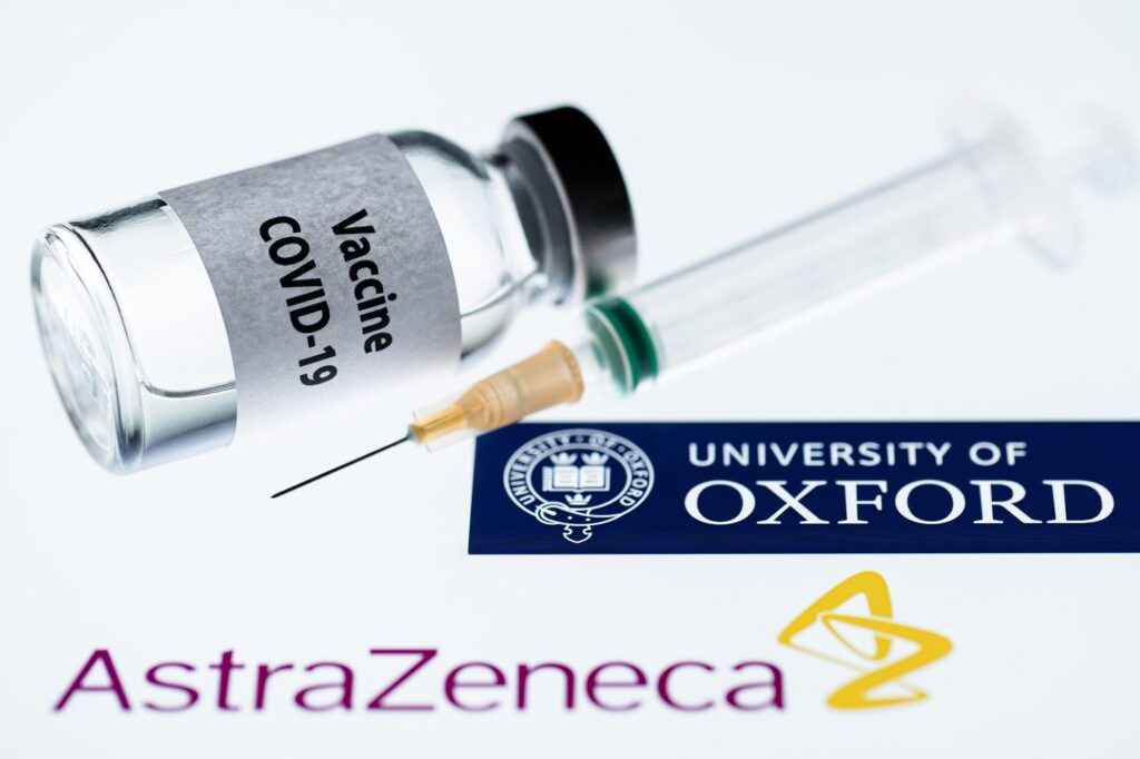 vaccino-astrazeneca-e-università-oxford